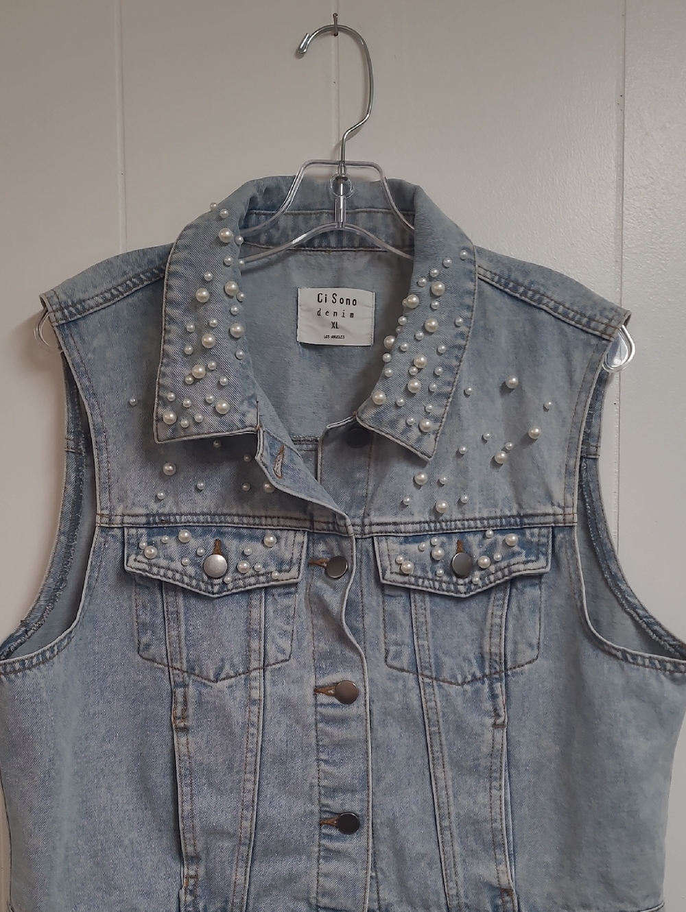 Ci Sono Light Wash Pearl-Studded Denim Vest Sleeveless Four Pocket Sz XL - Picture 1 of 13